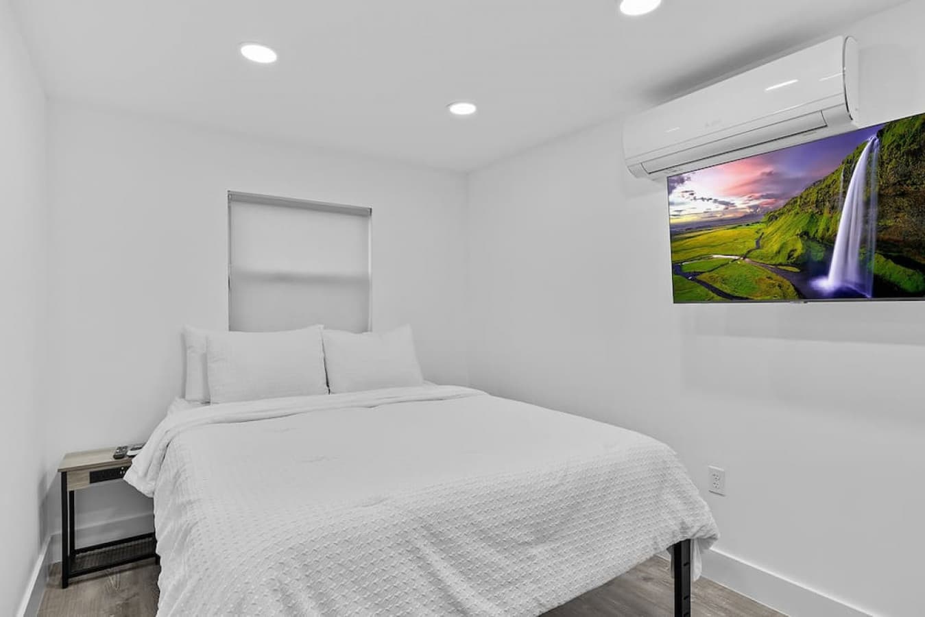 Le Blanc Adorable Studio in FLL- Great Location