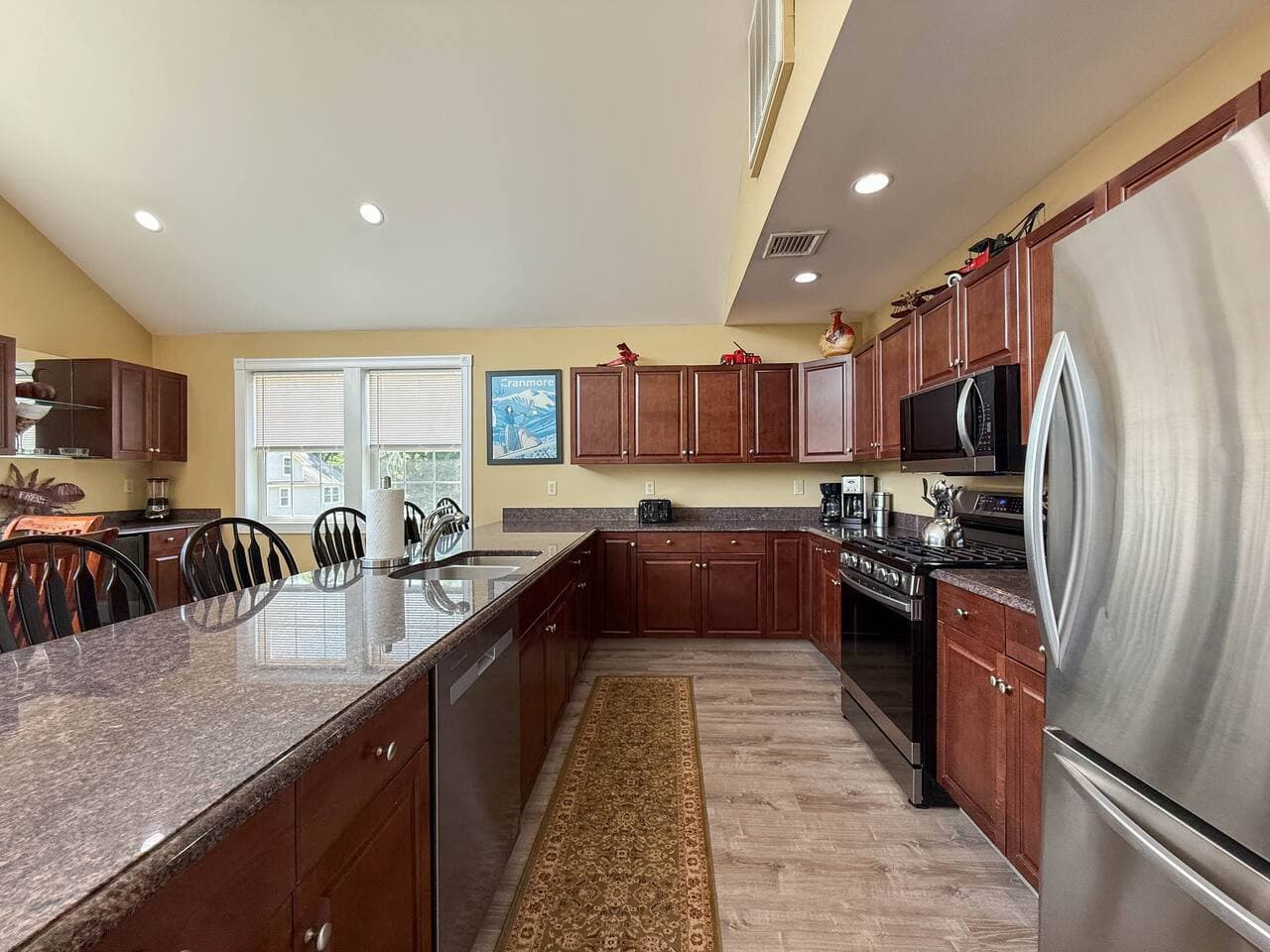 Gallery Image 13