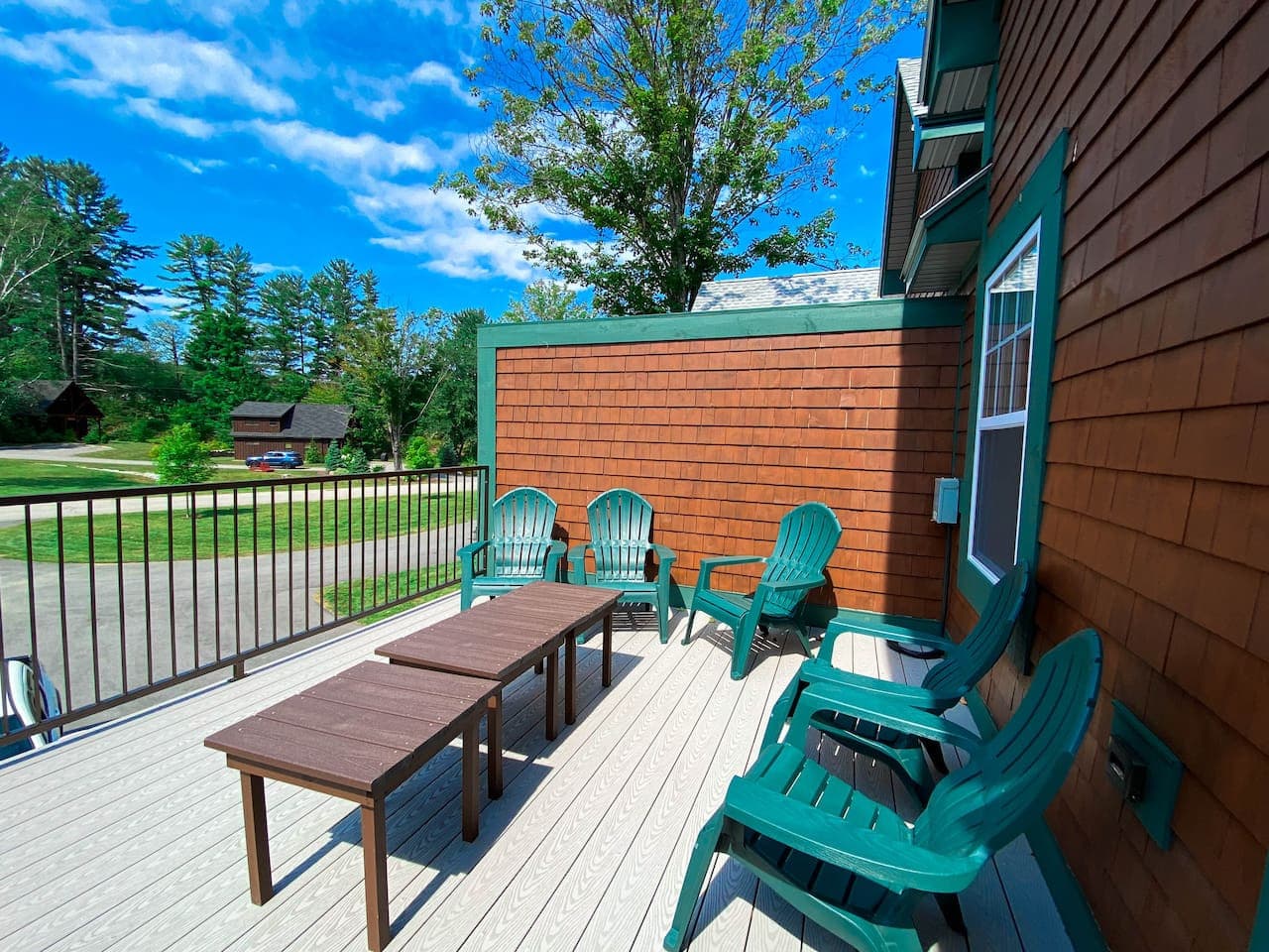 Private, access from 2nd floor living room.