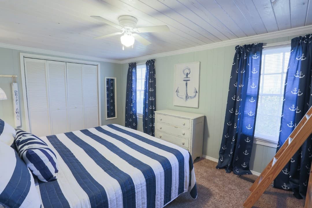 Gallery Image 13