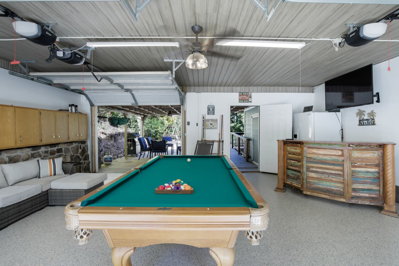 Lakefront Paradise  Game room.jpg