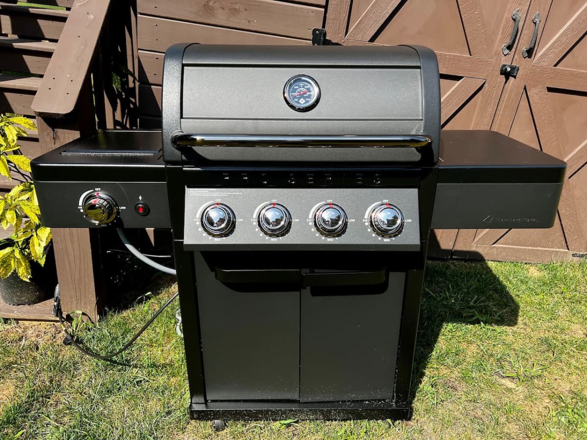 Natural Gas Grill - Never worry about running out of fuel for grilling!