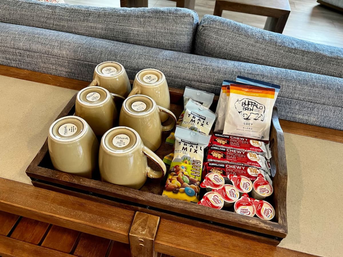 Coffee and snacks are waiting for you!