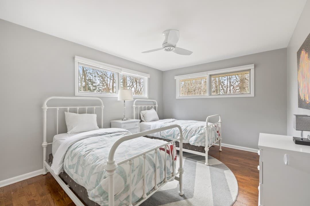 Gallery Image 15