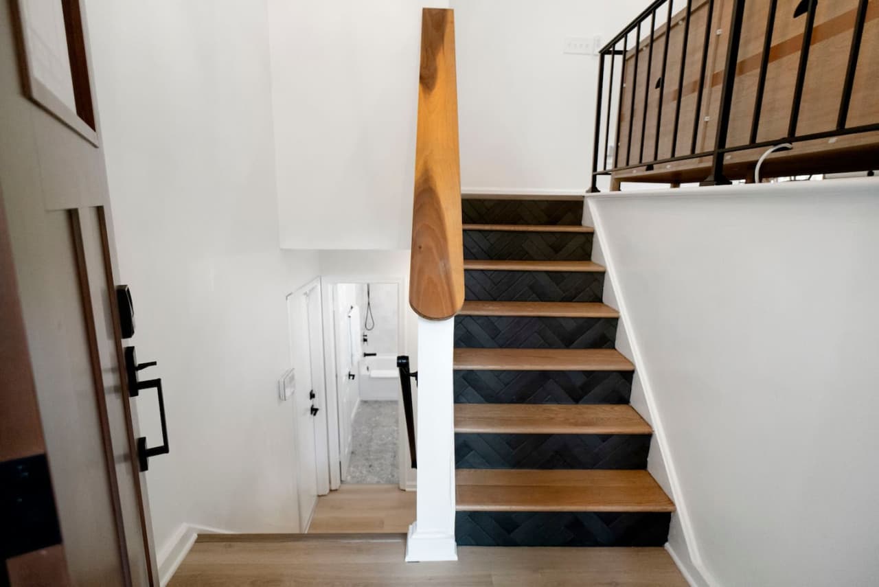 Gallery Image 19