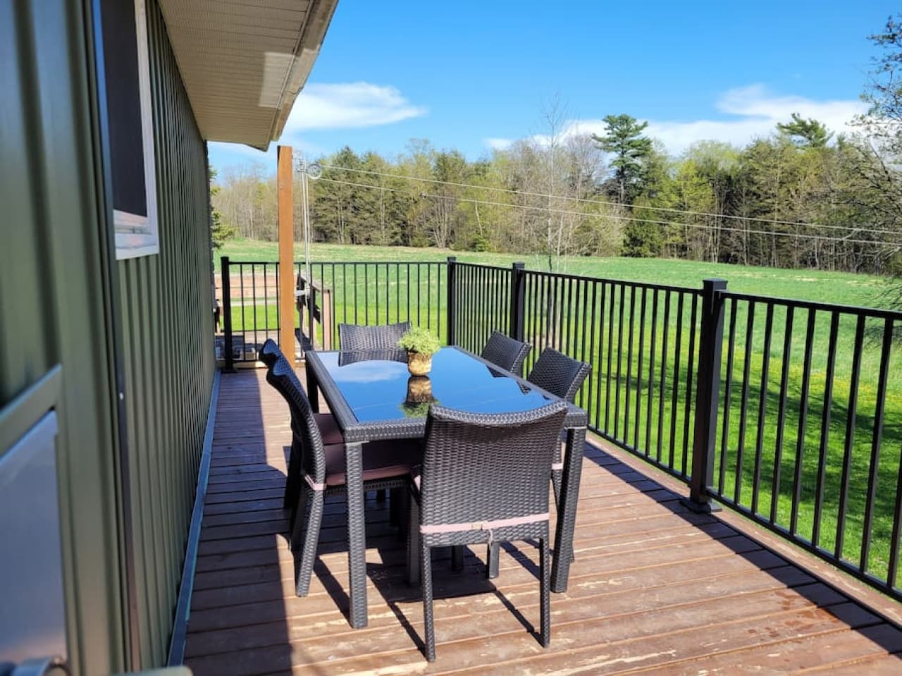 Beautiful outdoor dining and BBQ