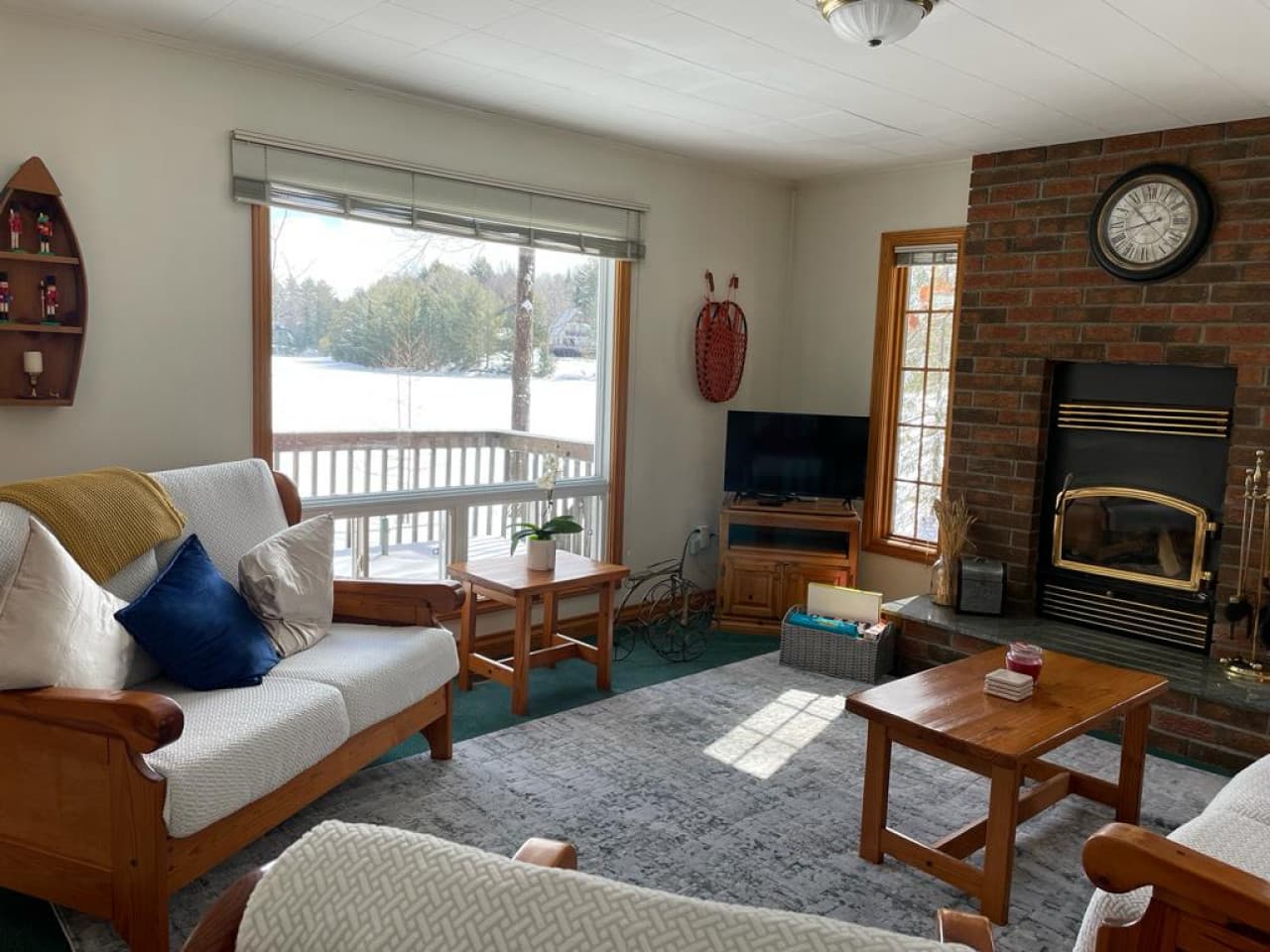 living room 2.jpg