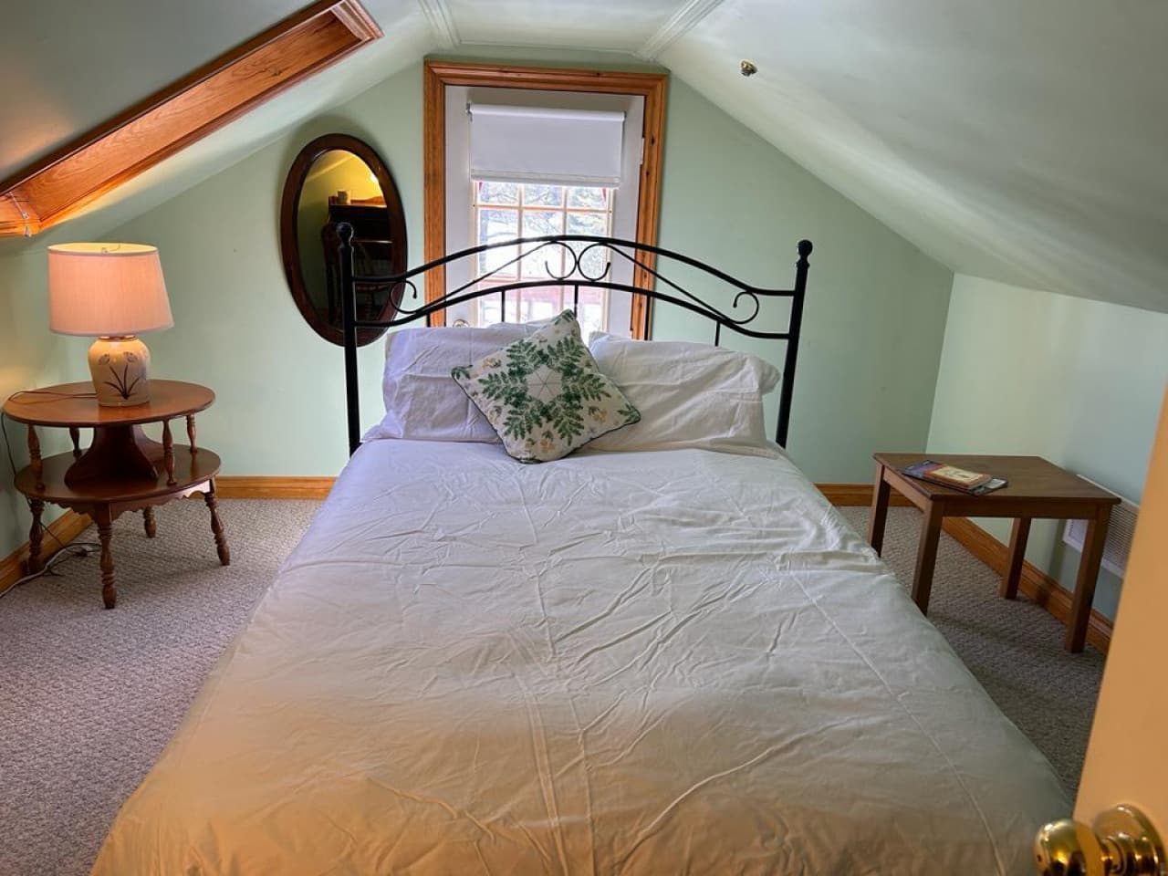 #2 Bed room.jpg