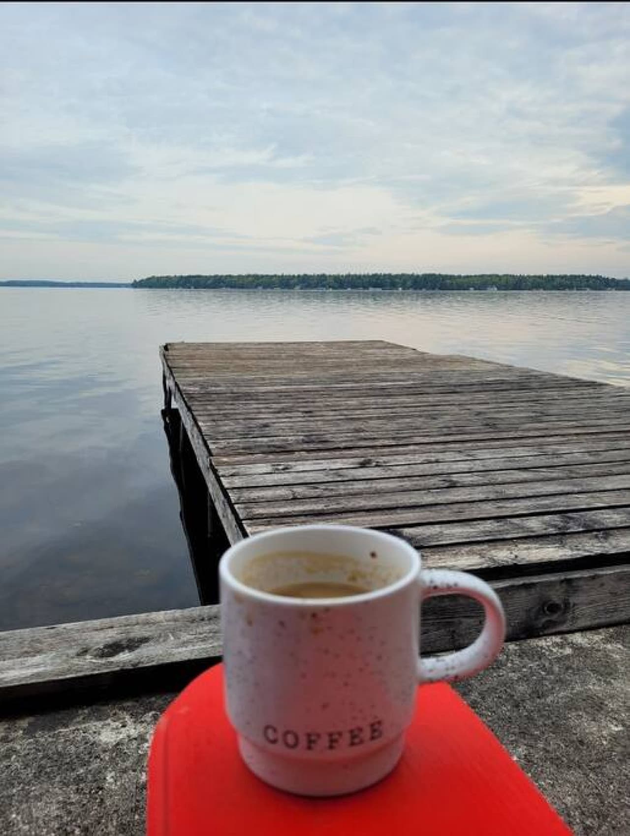 Enjoy your morning coffee on the lake!