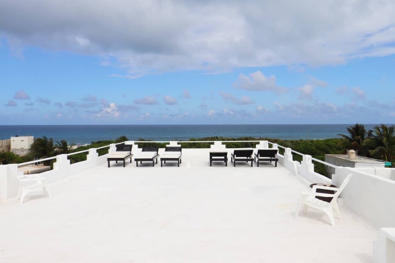 4th Floor Lounging Viewing Deck 24/7 Access Included (located offsite)