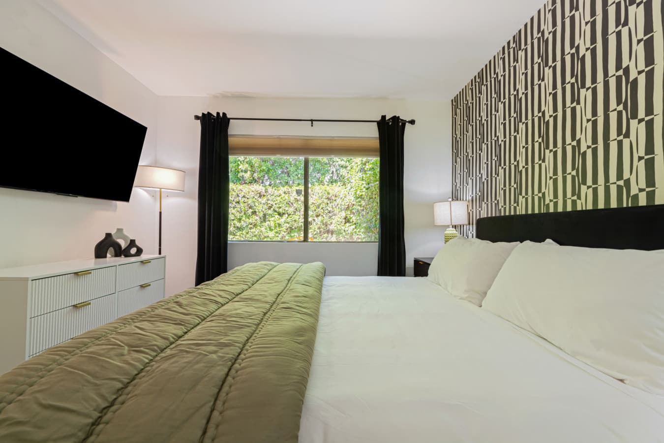 7-web-or-mls-Cerritos_007.jpg