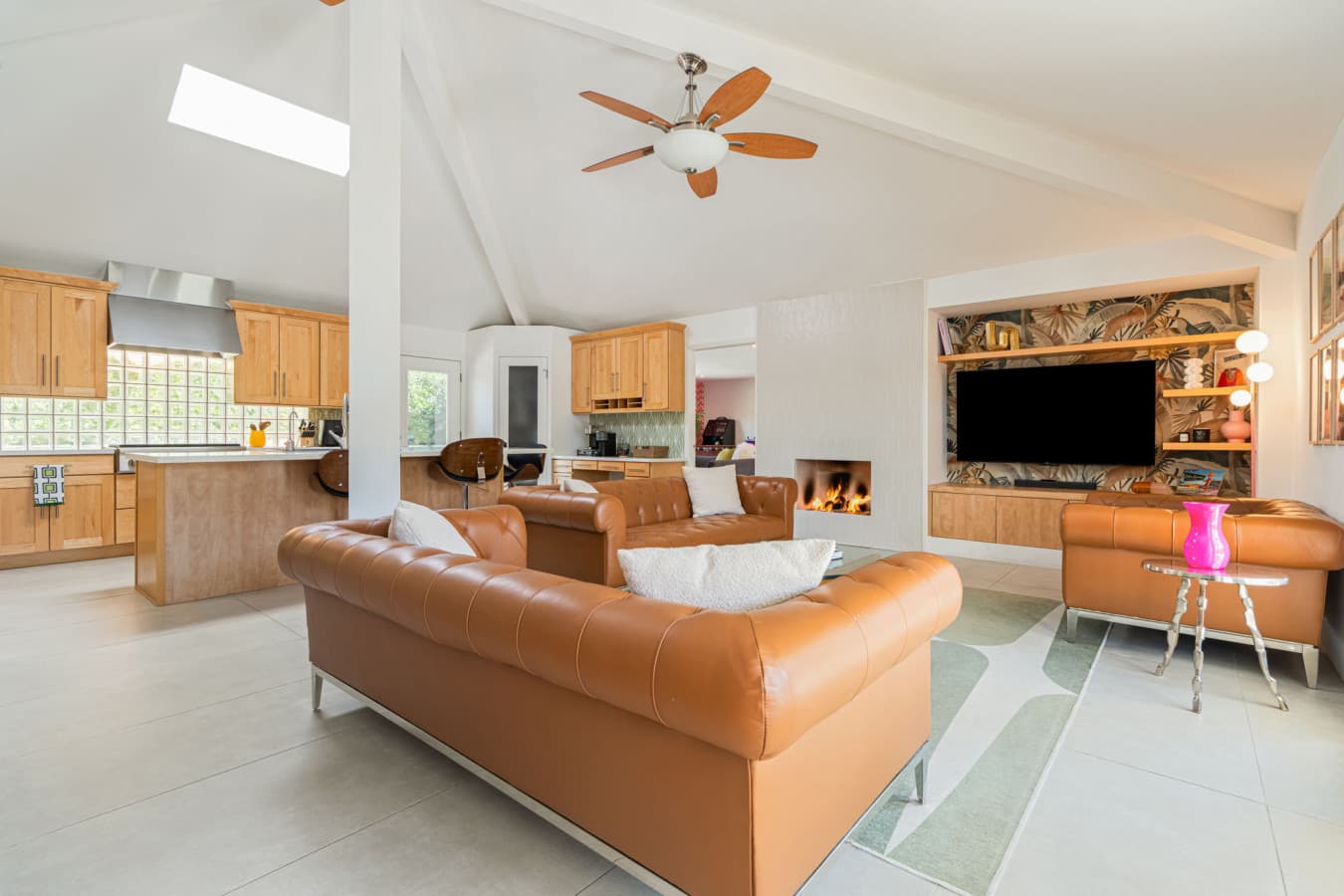 72-web-or-mls-Cerritos_072.jpg