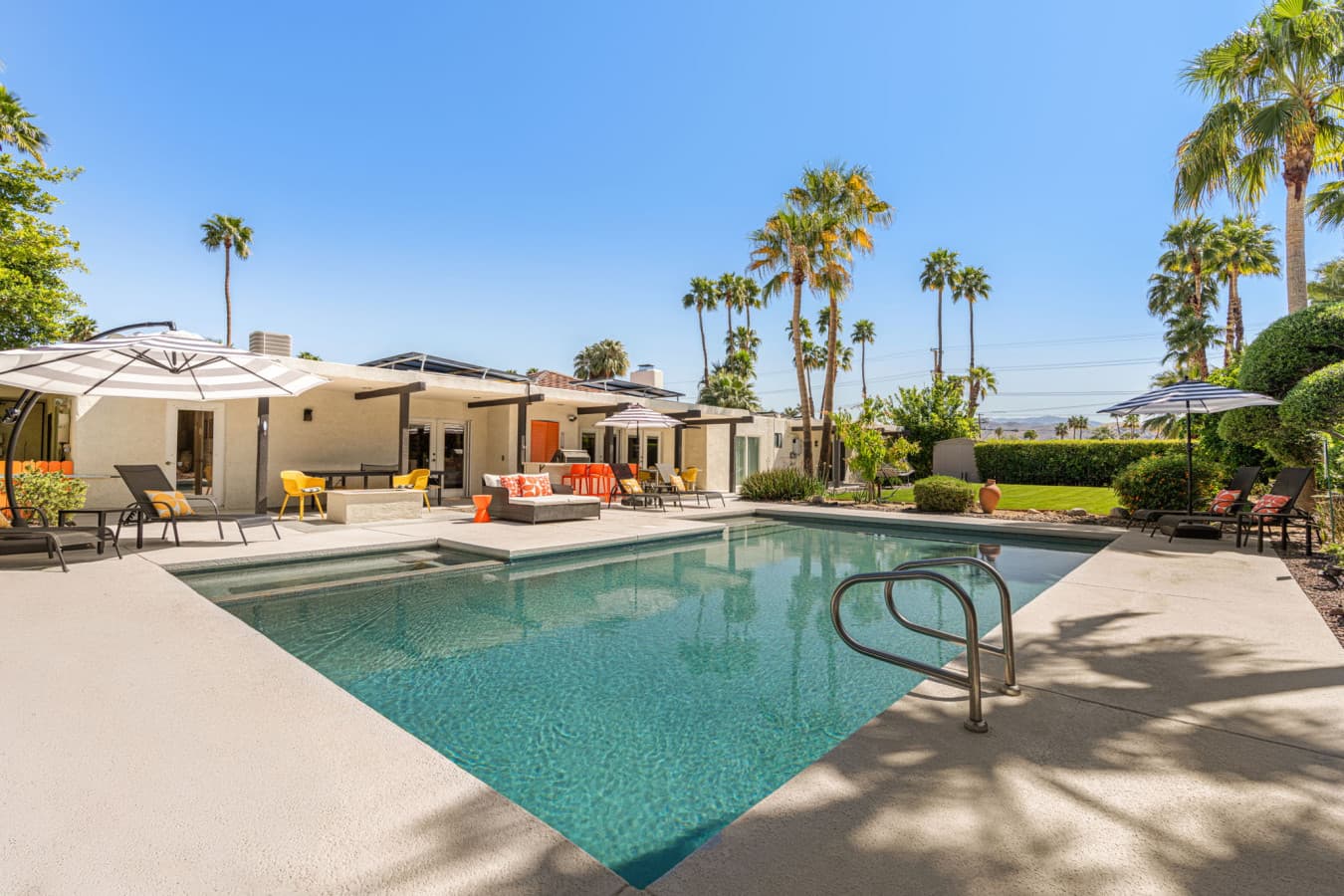 26-web-or-mls-Cerritos_026.jpg