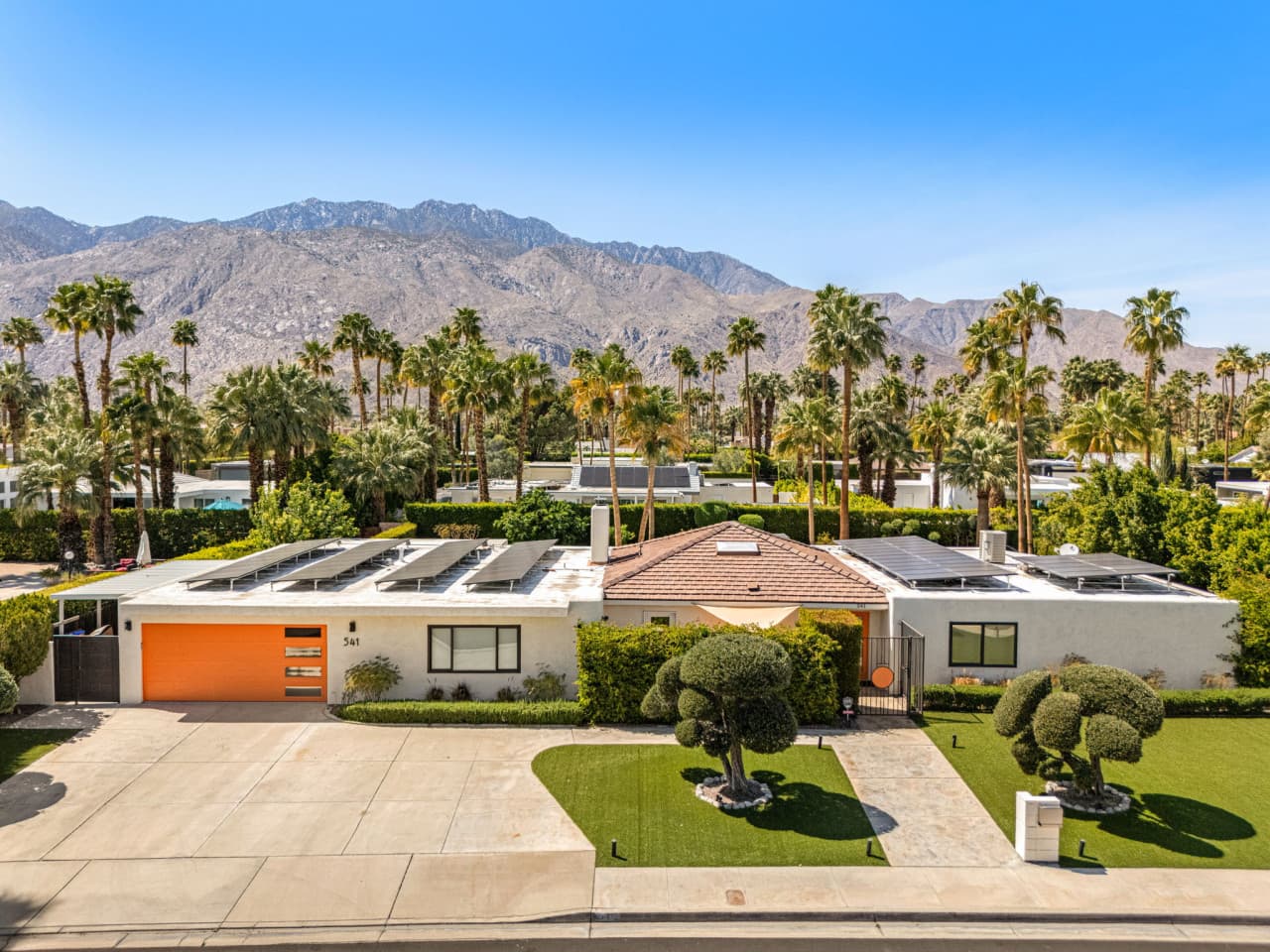 85-web-or-mls-Cerritos_085.jpg