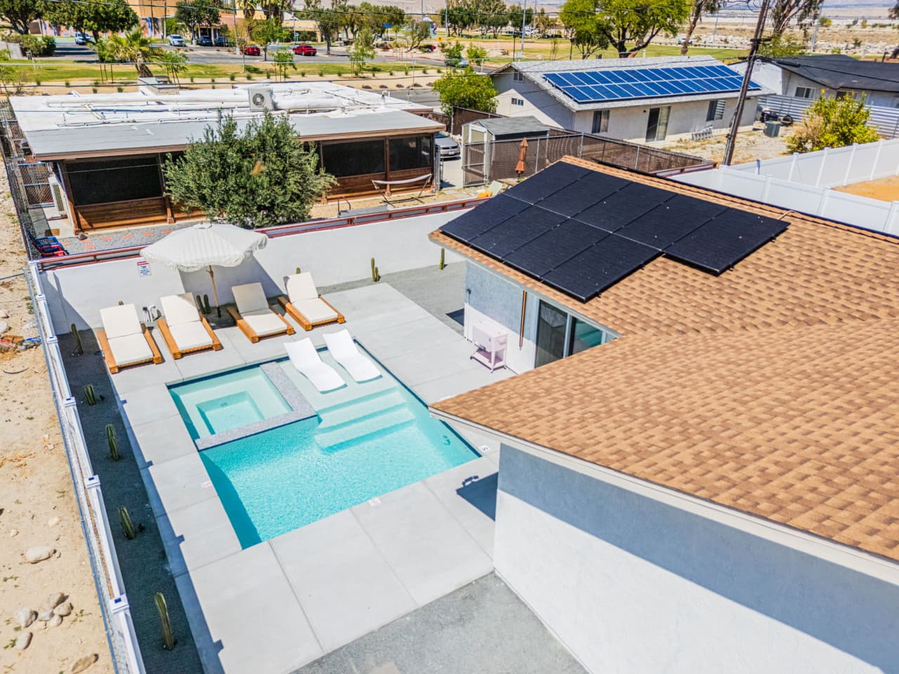 25-web-or-mls-CA_504Sunview_025.jpg