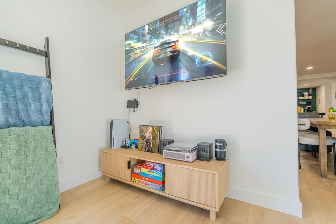 5-web-or-mls-CA_504Sunview_071.jpg