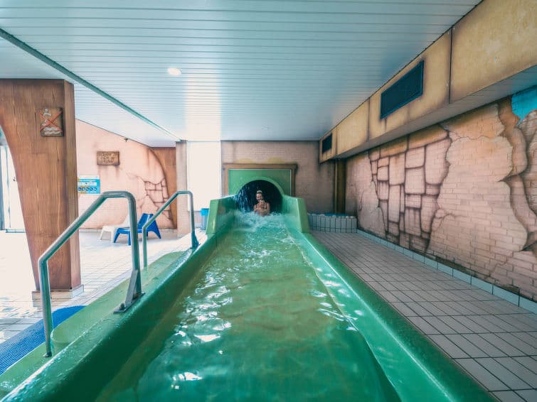 Pool Indoor