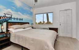 Cozy Studio Suite Near Beach w/ Kitchenette #5