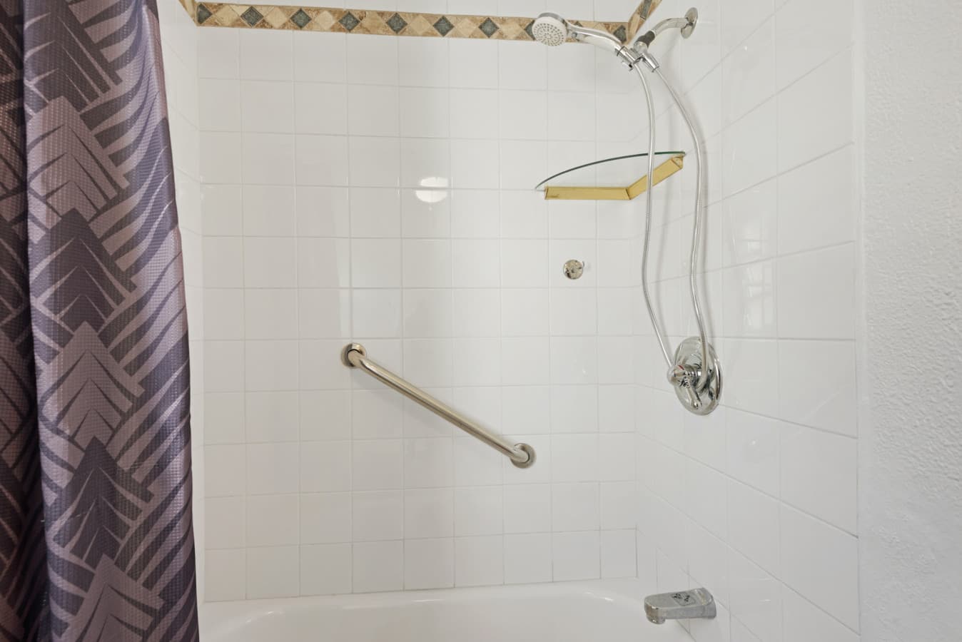 2nd Master Bathroom 2.jpg