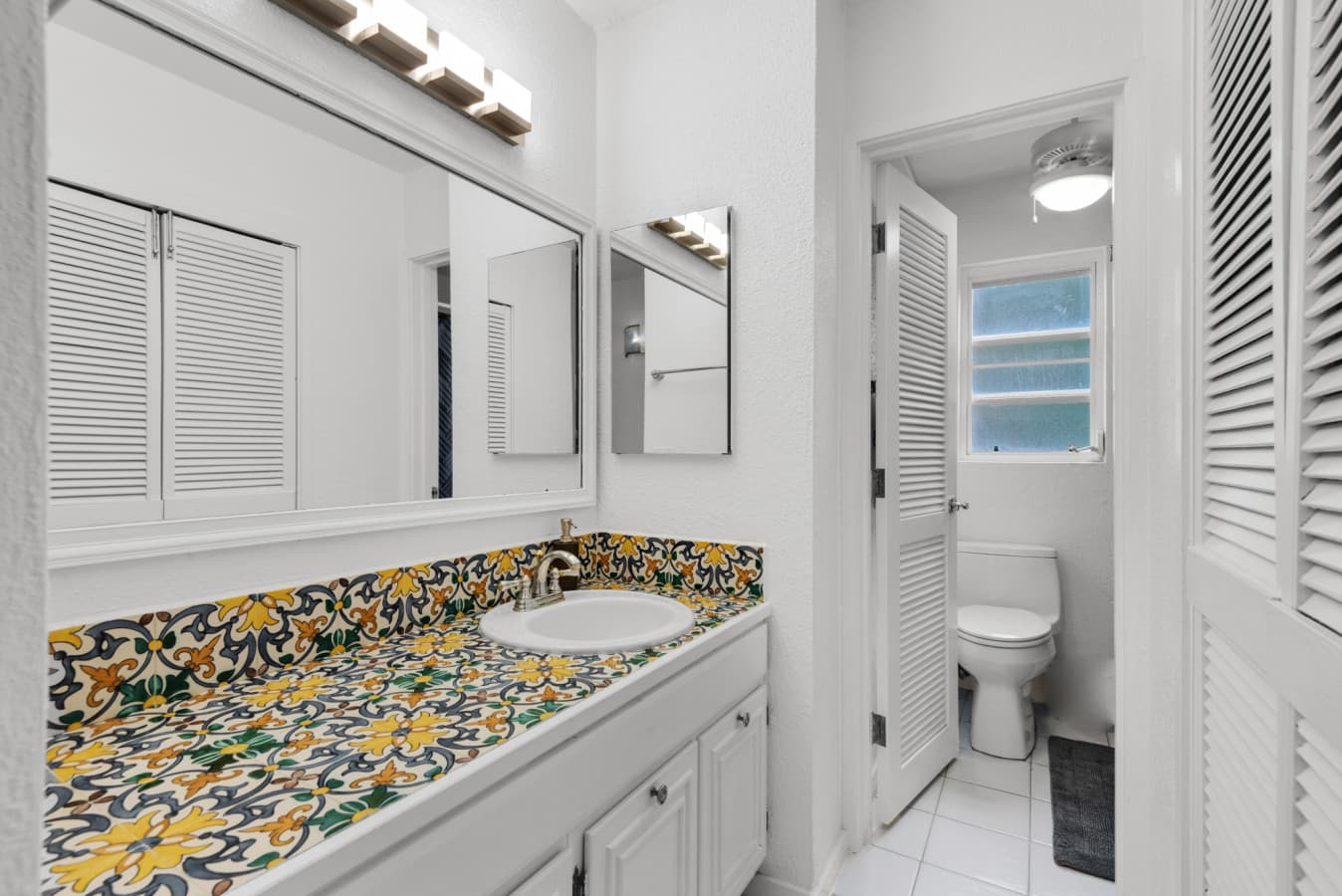 2nd Master Bathroom.jpg