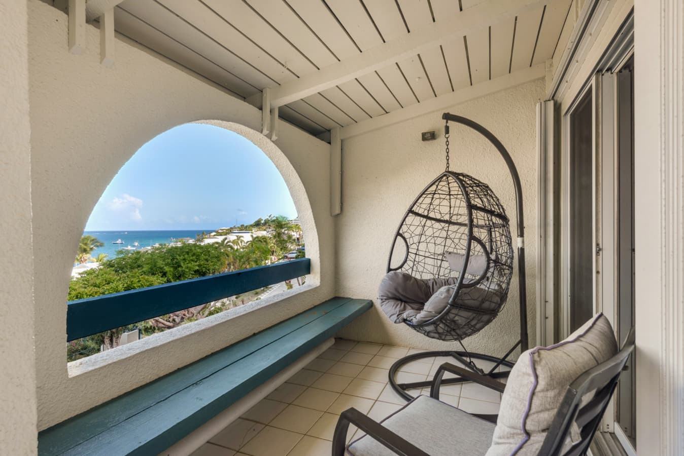 Balcony 5.jpg