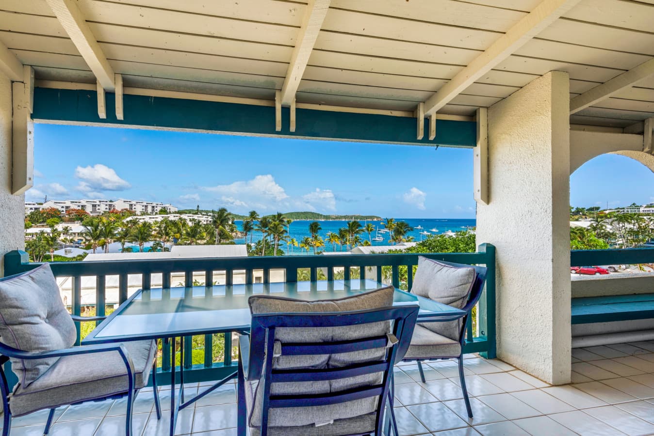 Balcony 2.jpg