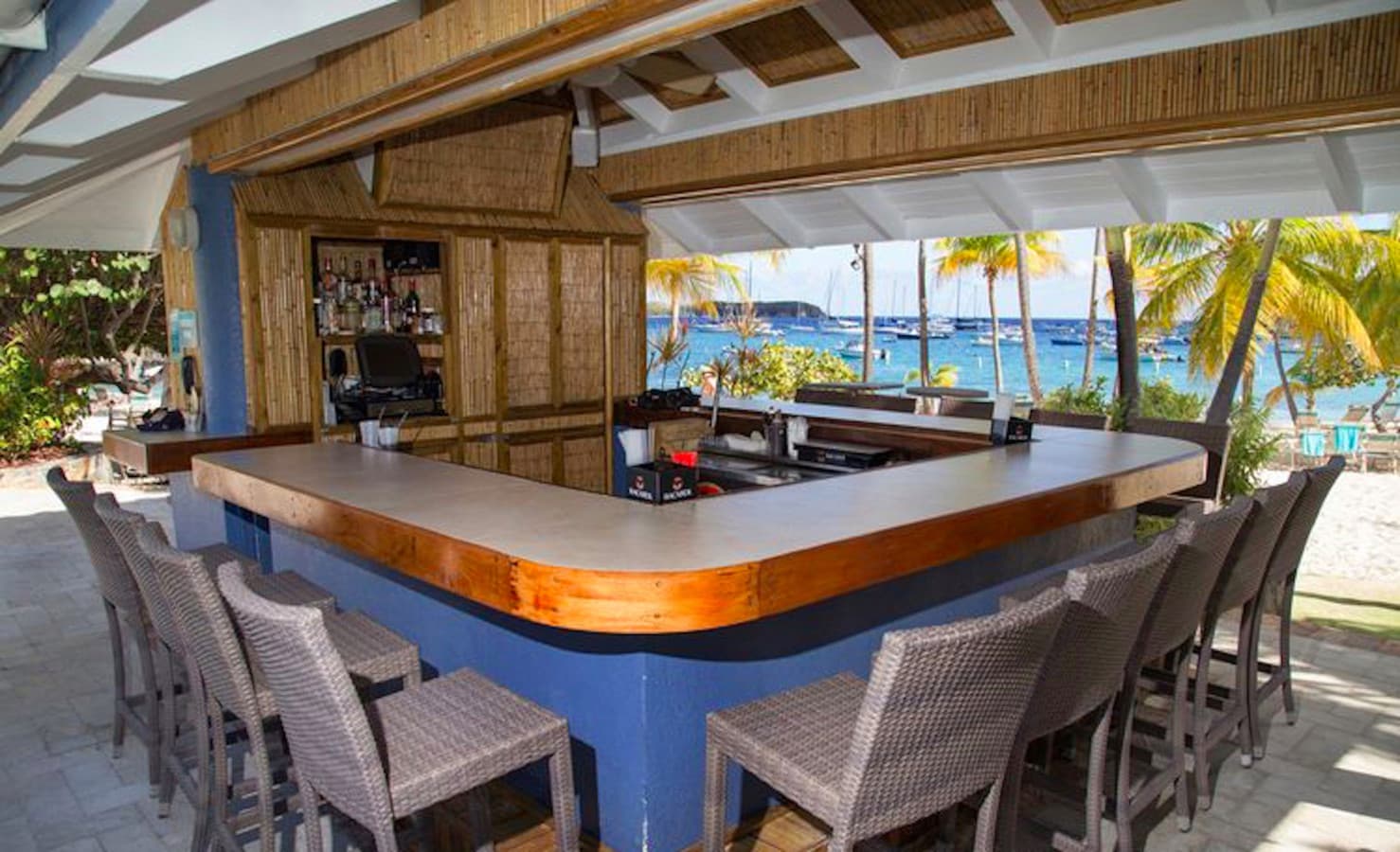 Pool Bar.jpg
