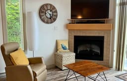 Sooke Harbour Hideaway