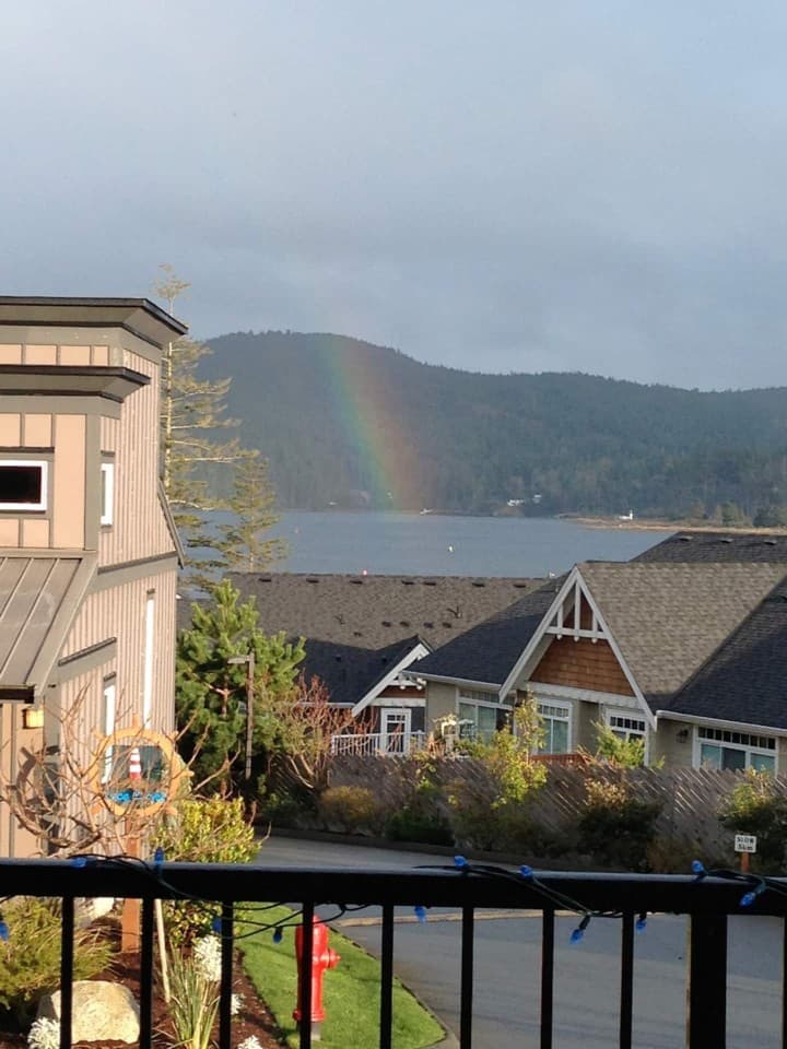 Upscale Sooke Vacation Rental 