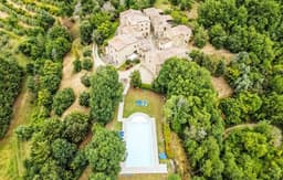 Il Frassino del Borgo di Ghiora