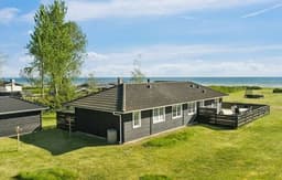 "Dietke" - 85m from the sea