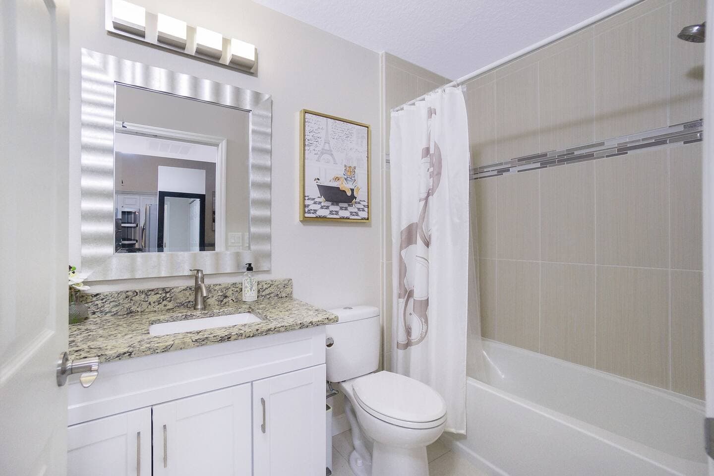 Guest Bathroom 