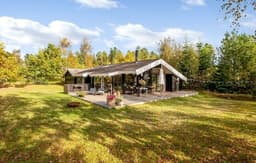 "Edvard" - 300m from the sea