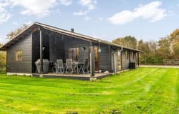 "Jaane" - 250m to the fjord