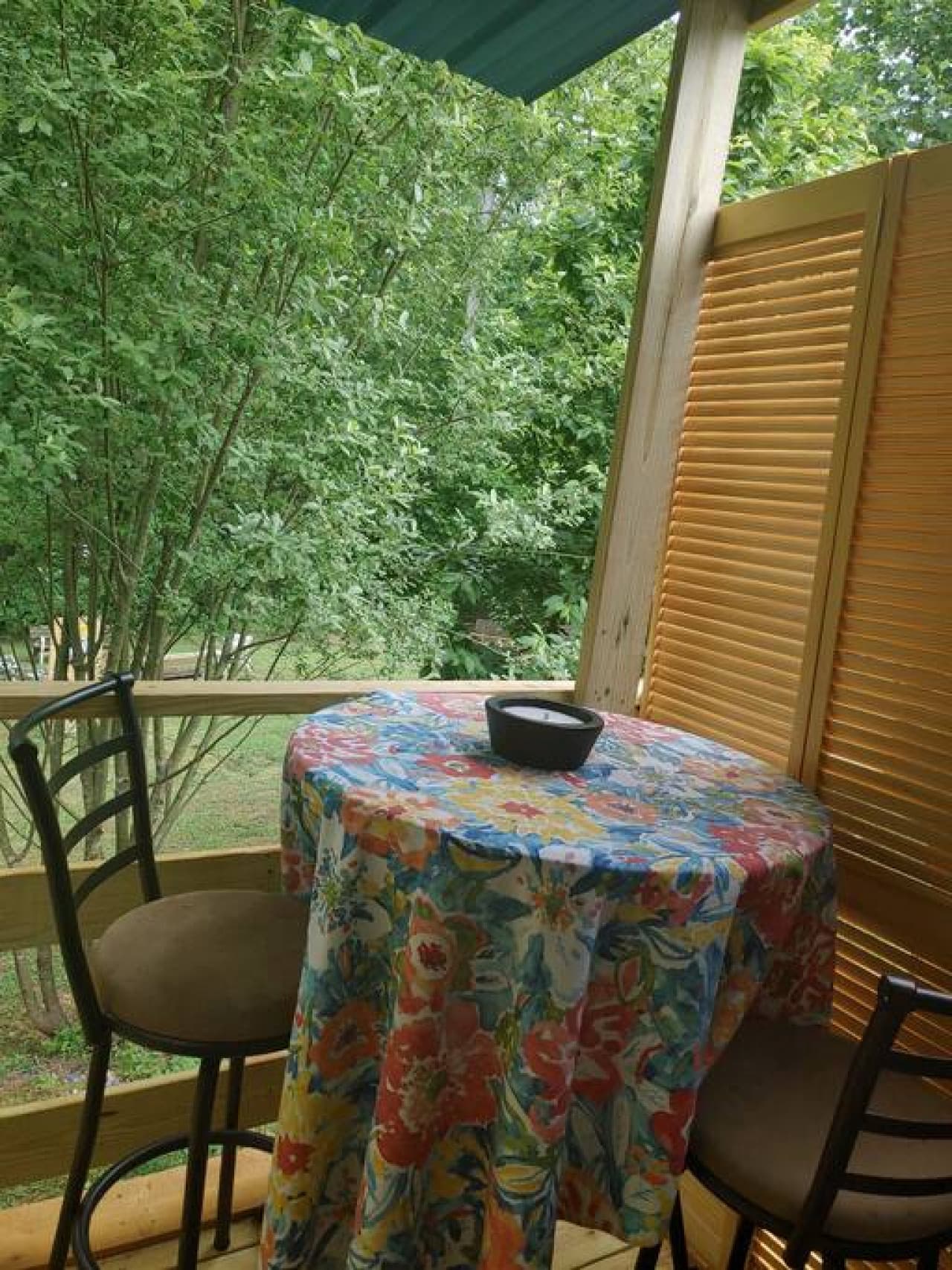 Outdoor dining option for sipping your morning coffee al fesca style!