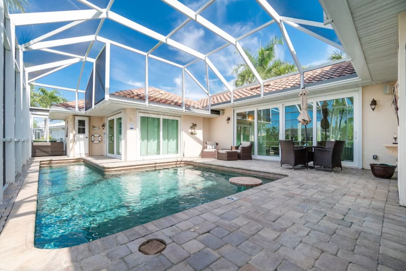 Hibiscus|Heated Pool • Private Dock • Bikes • Kayaks • Walk to Fishermen’s Village