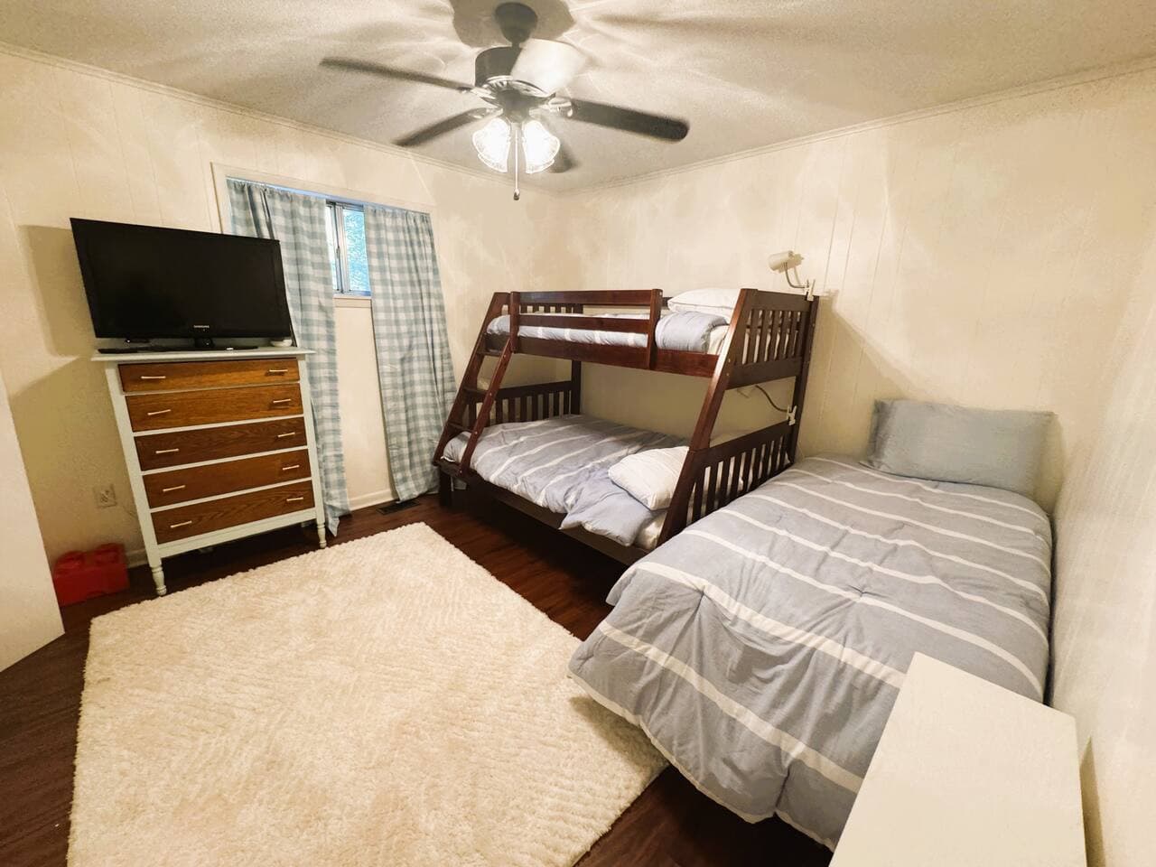 Gallery Image 12