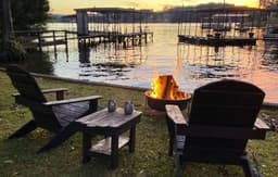 The Lake House at Sunset Bay