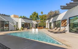 Spectacular Resort-Style Oasis