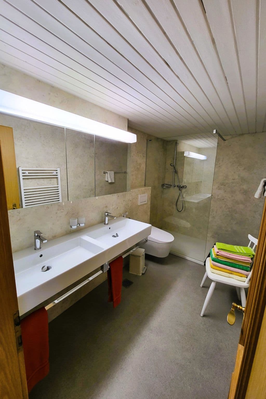 Bathroom / Wellness