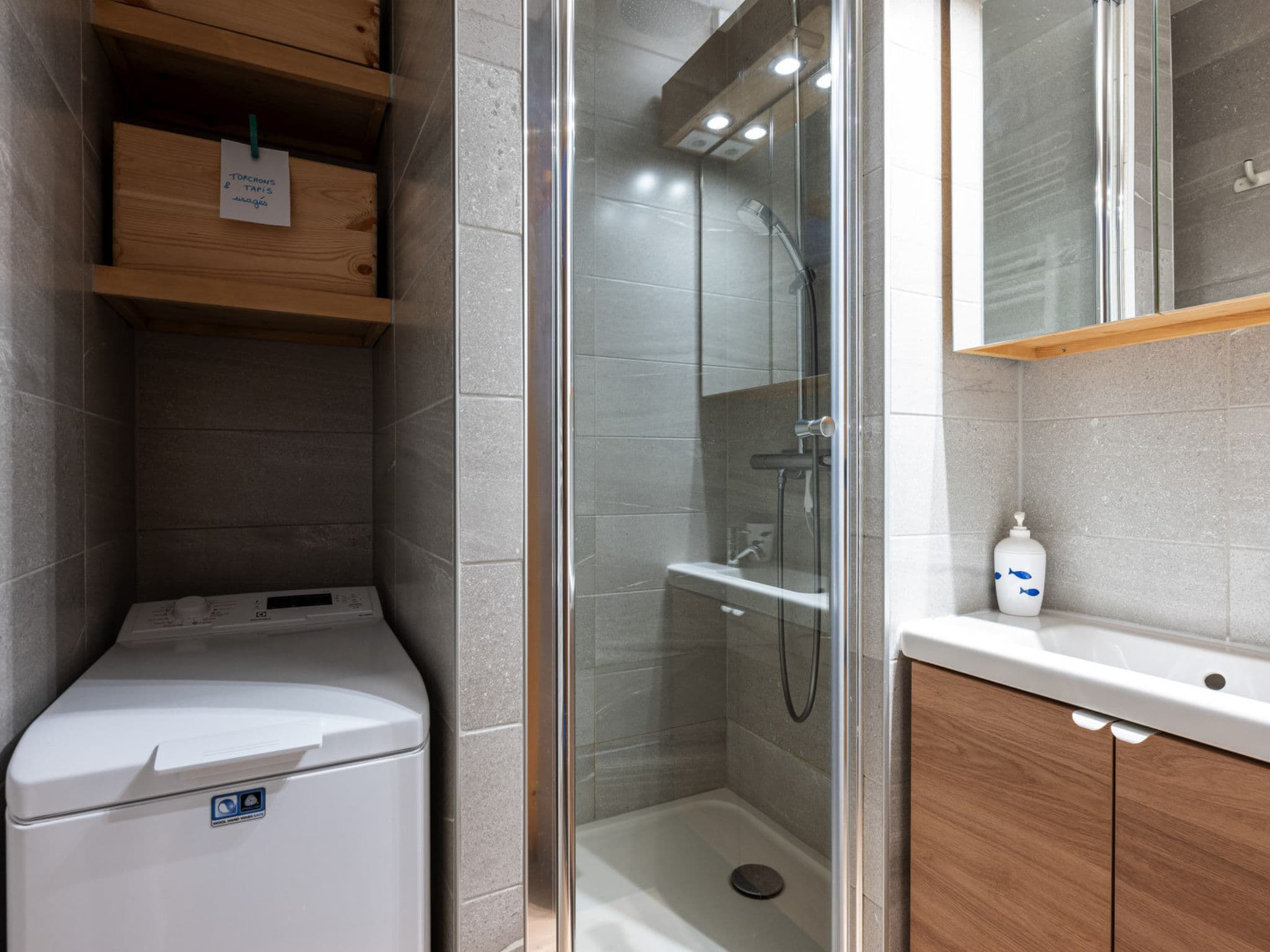 Bathroom / Wellness