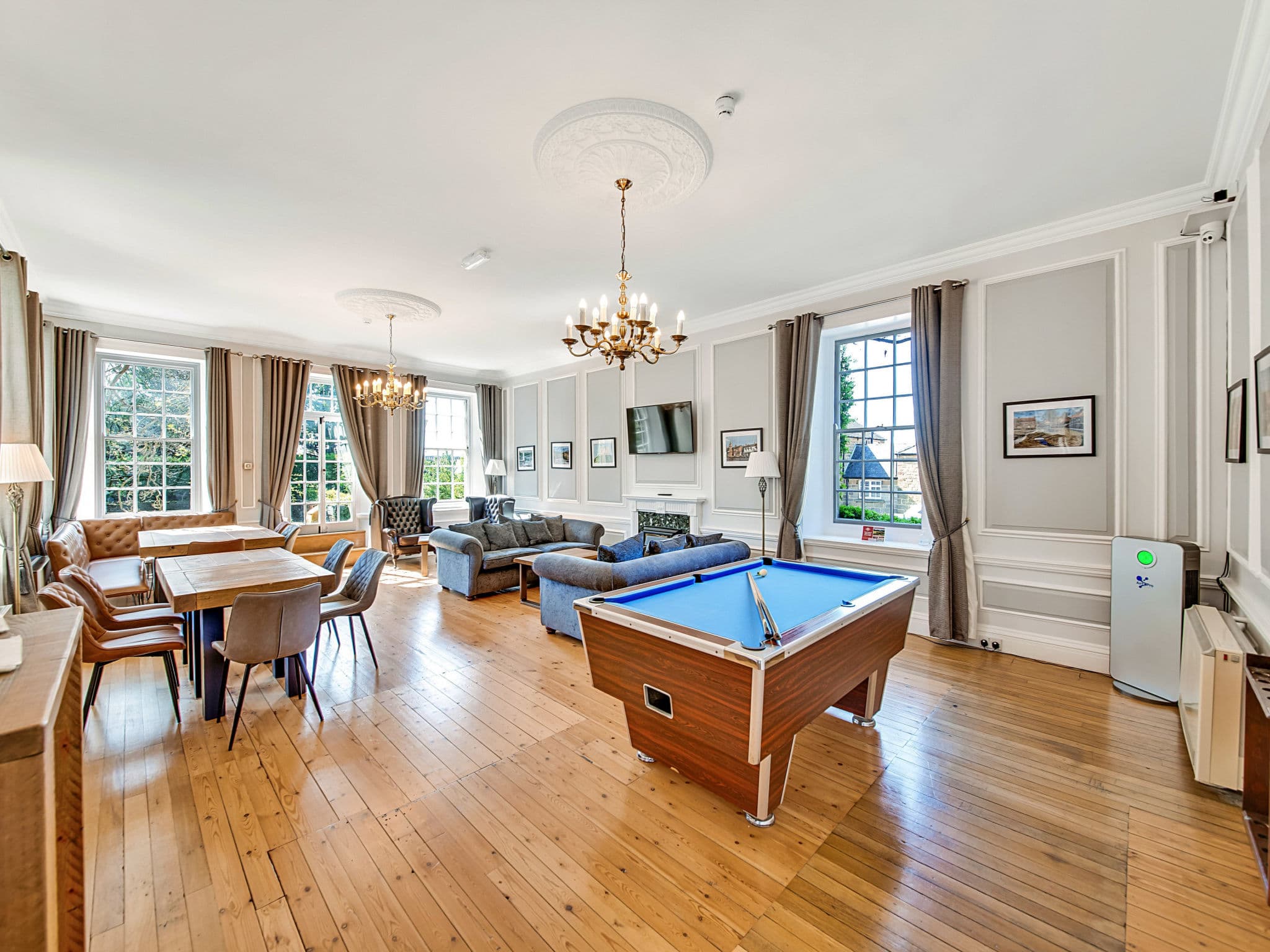Pool Indoor