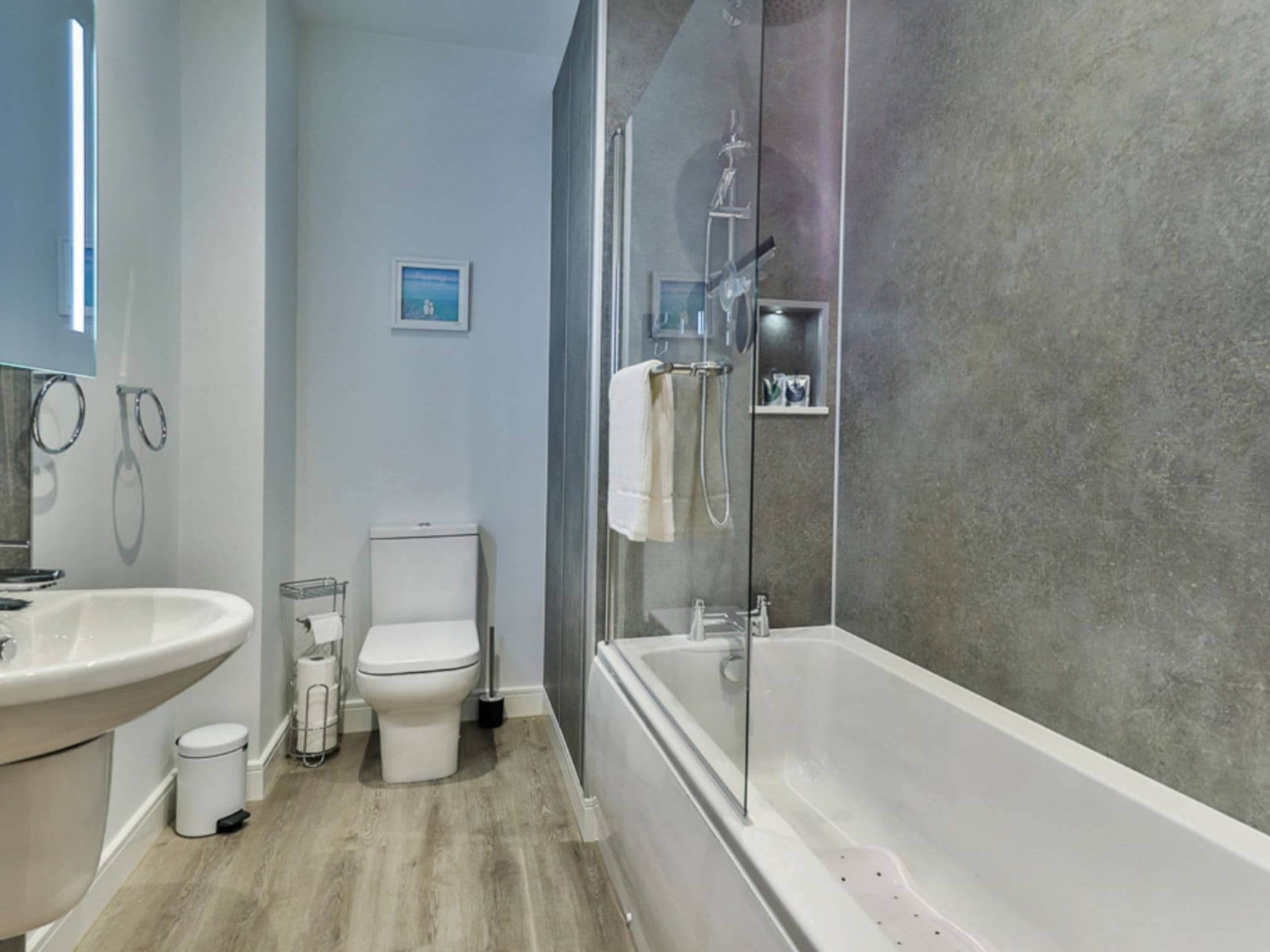 Bathroom / Wellness