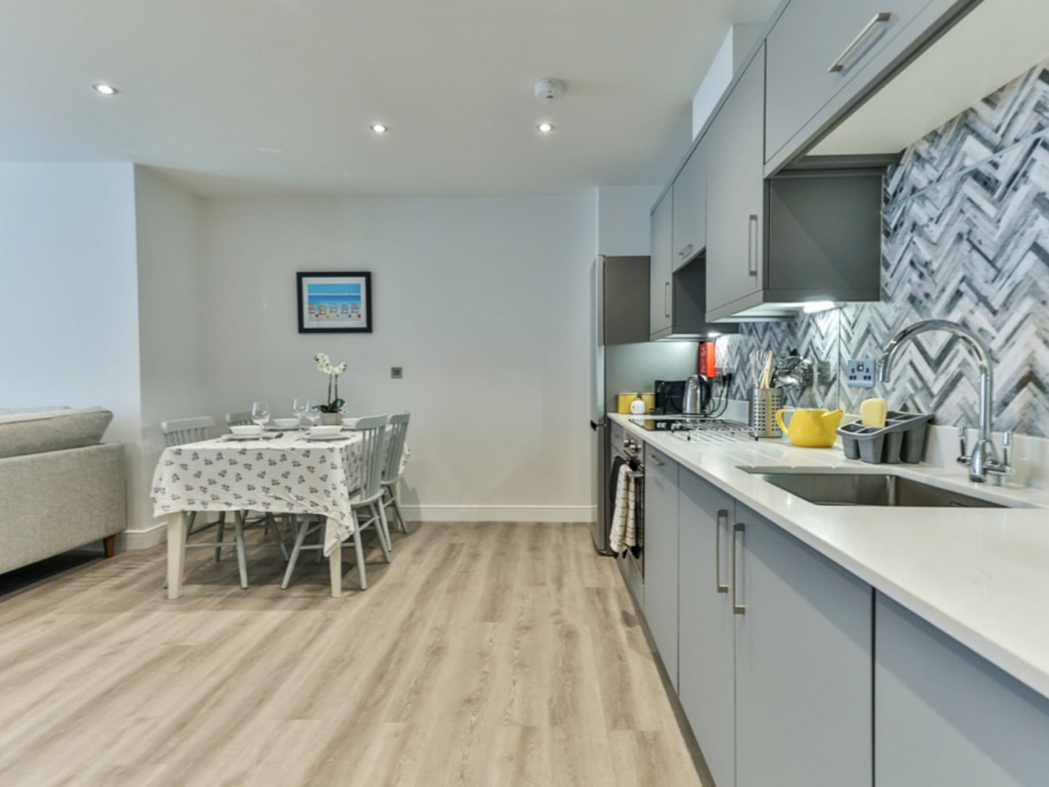 Kitchen / Dining Room