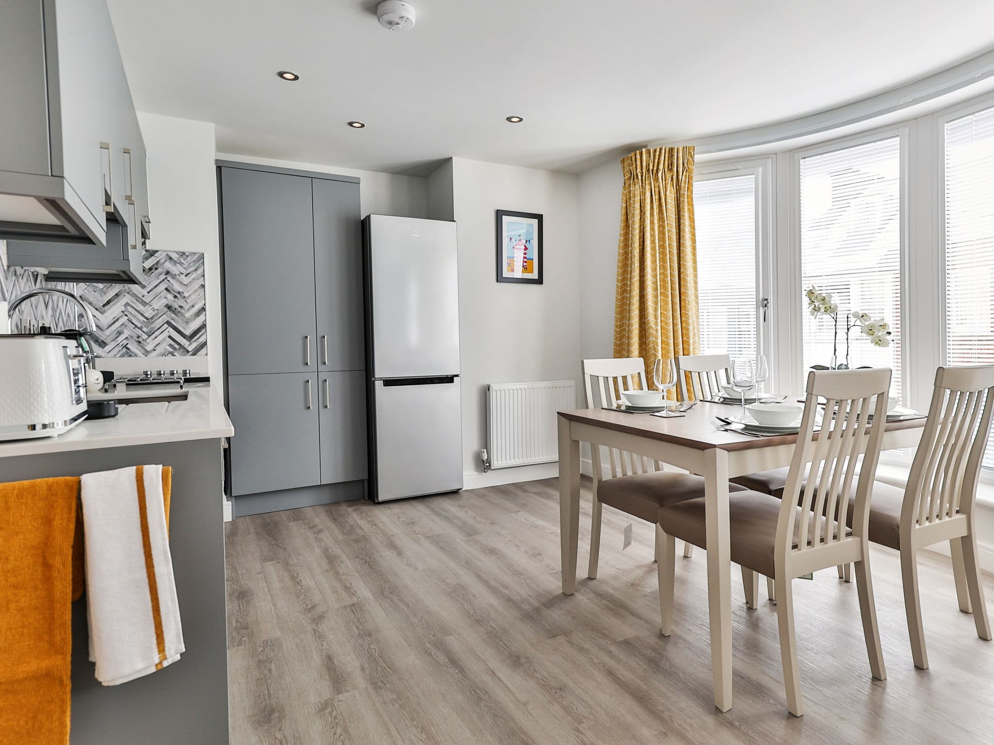 Kitchen / Dining Room