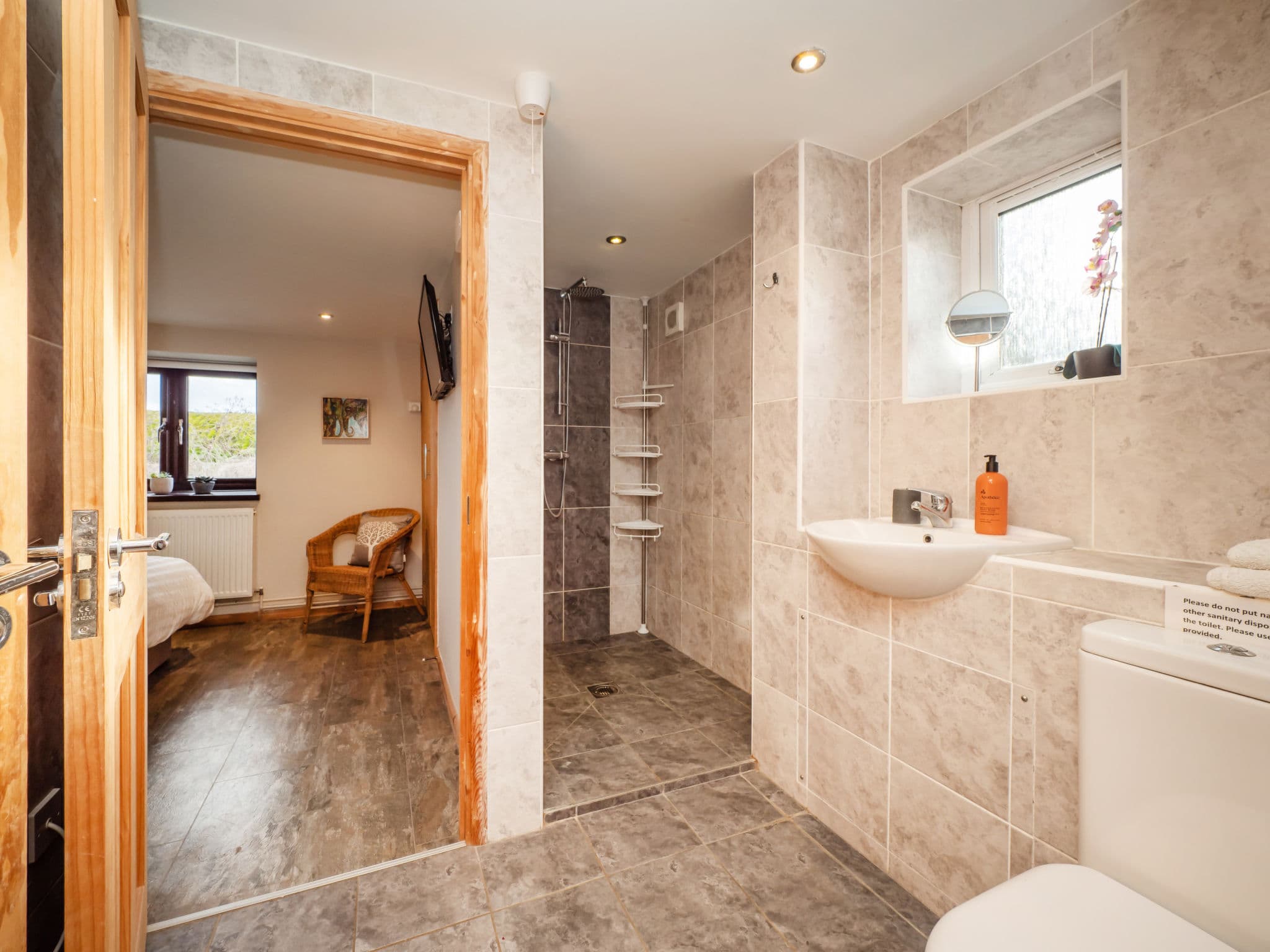 Bathroom / Wellness