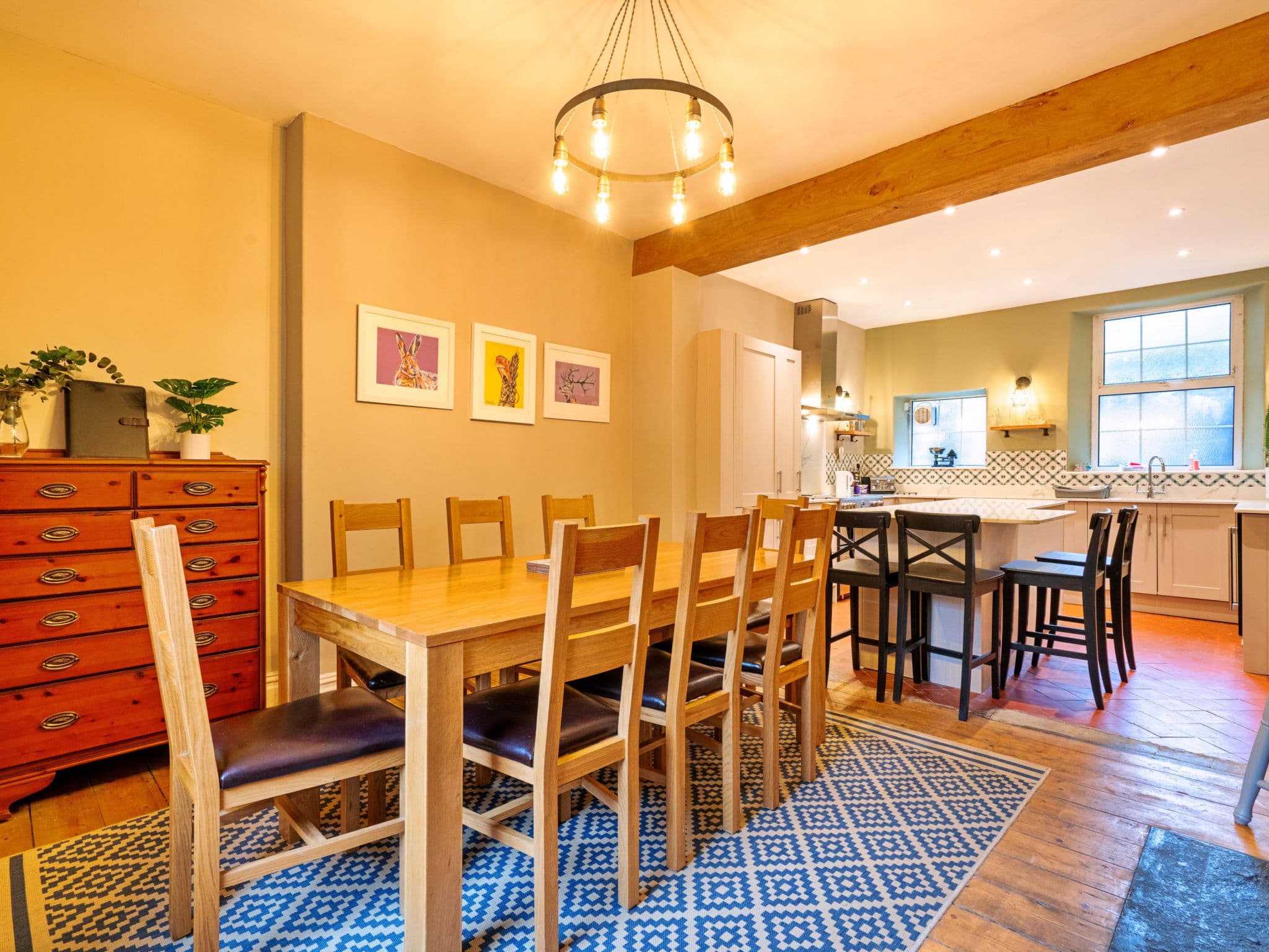 Kitchen / Dining Room