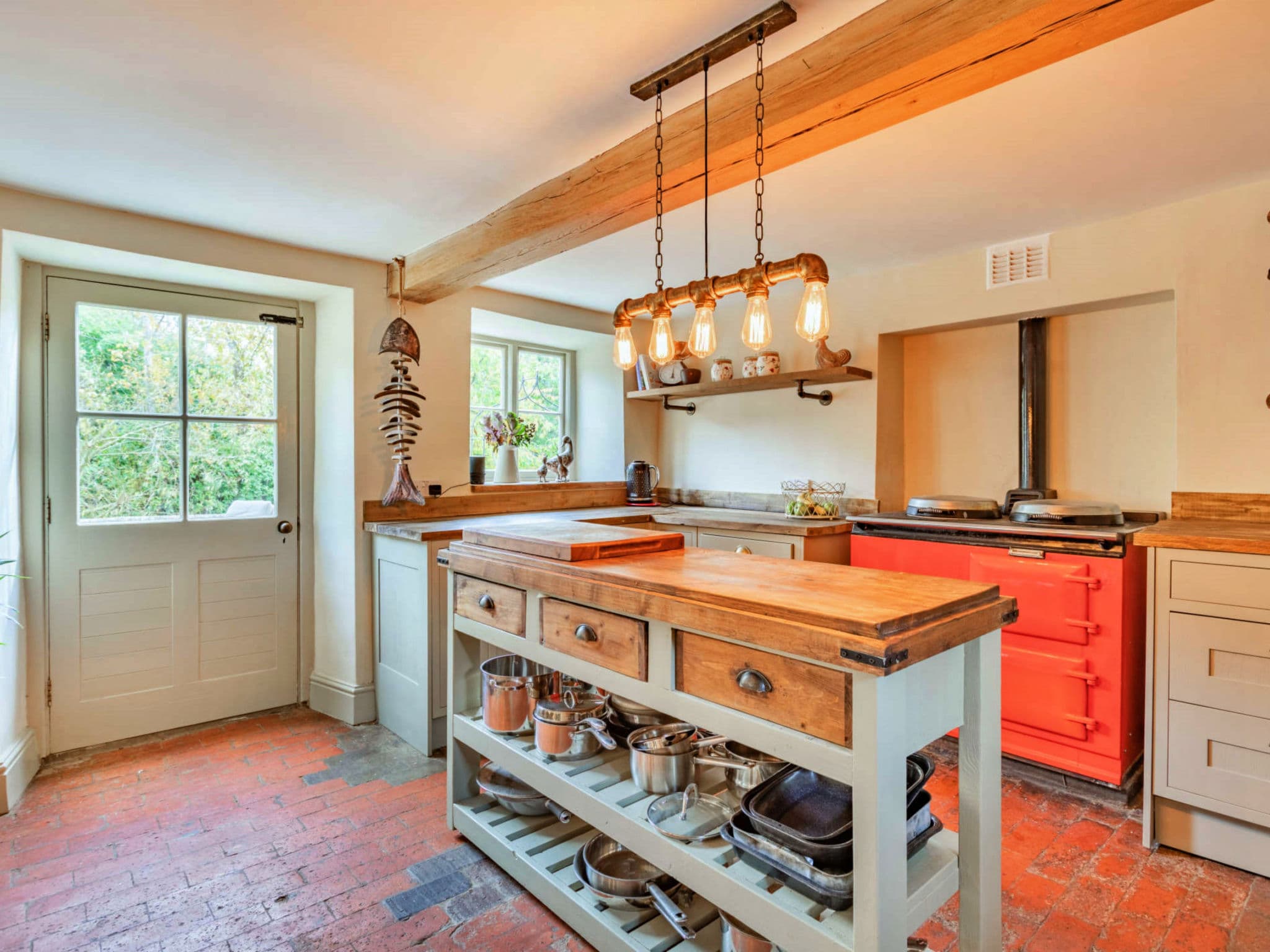 Kitchen / Dining Room