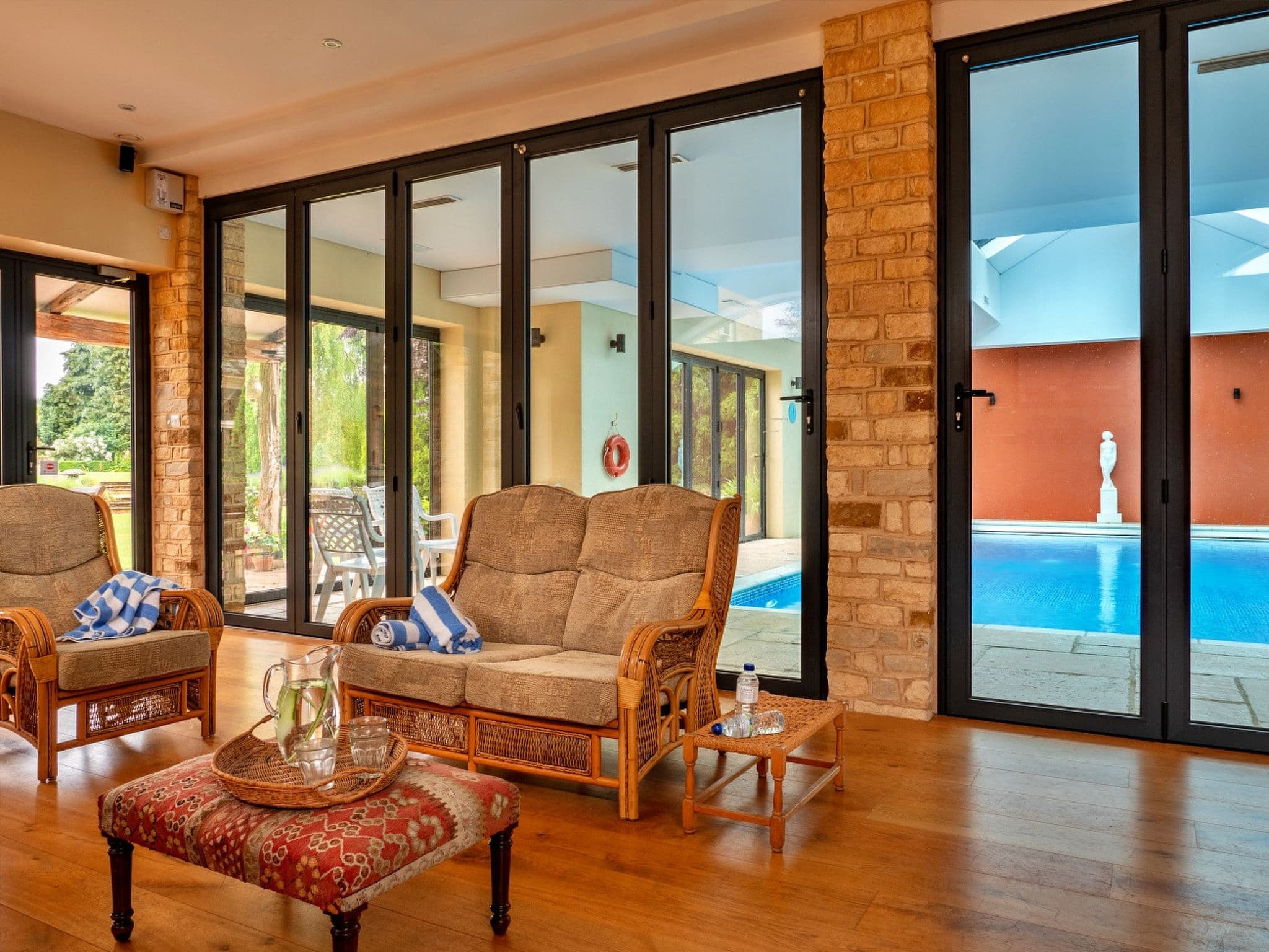 Pool Indoor