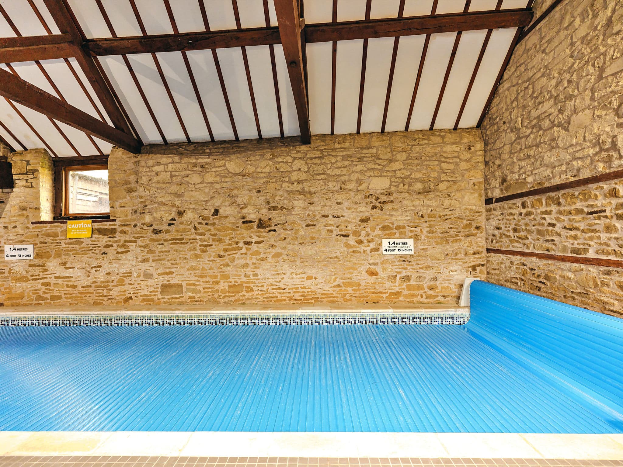 Pool Indoor